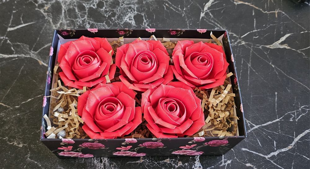 3D принтирани рози в подаръчна кутия – неувяхващи цветя
