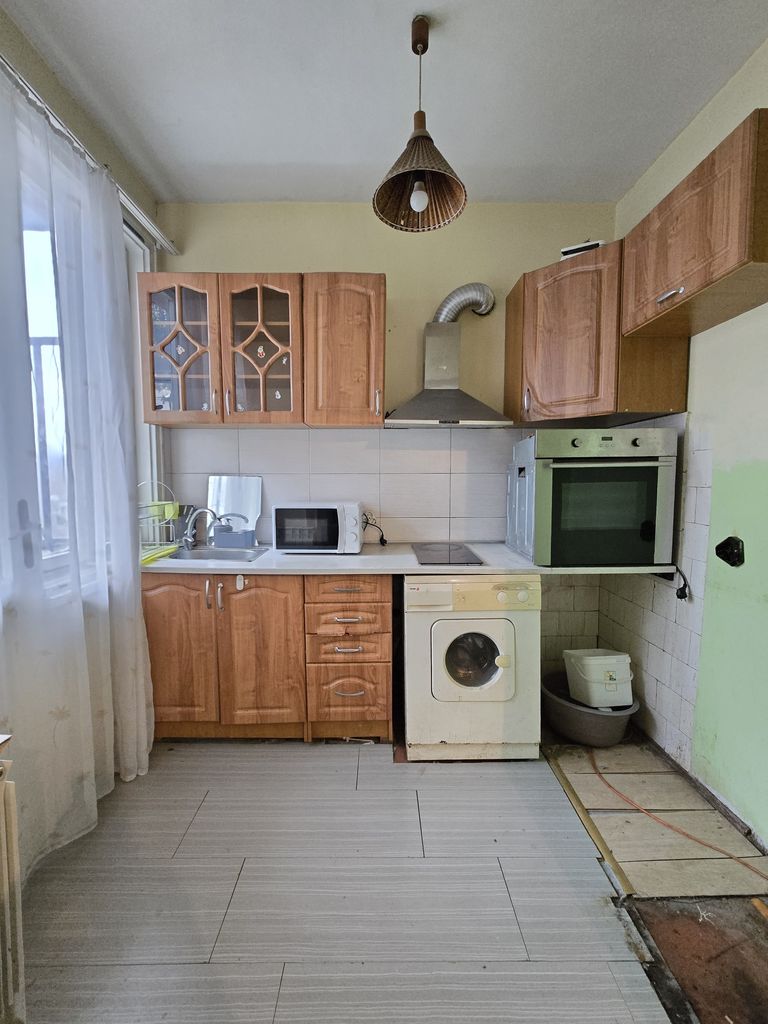 Продава се Тристаен апартамент в Горна Оряховица - 85 кв.м за 588 €/кв.м - Снимка #3