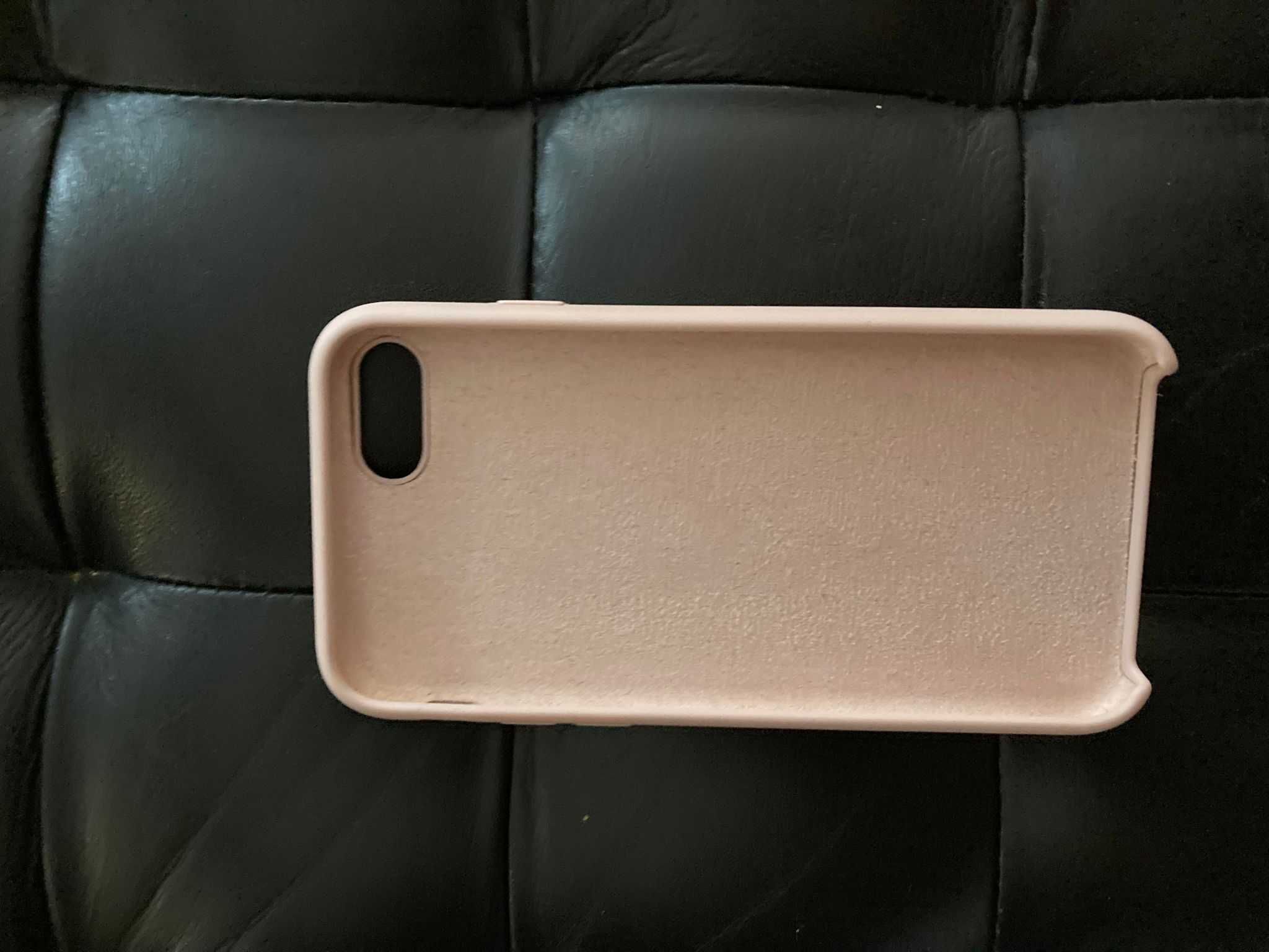 Husa roz baby pink fina noua open box pt iPhone 8 si SE 2020