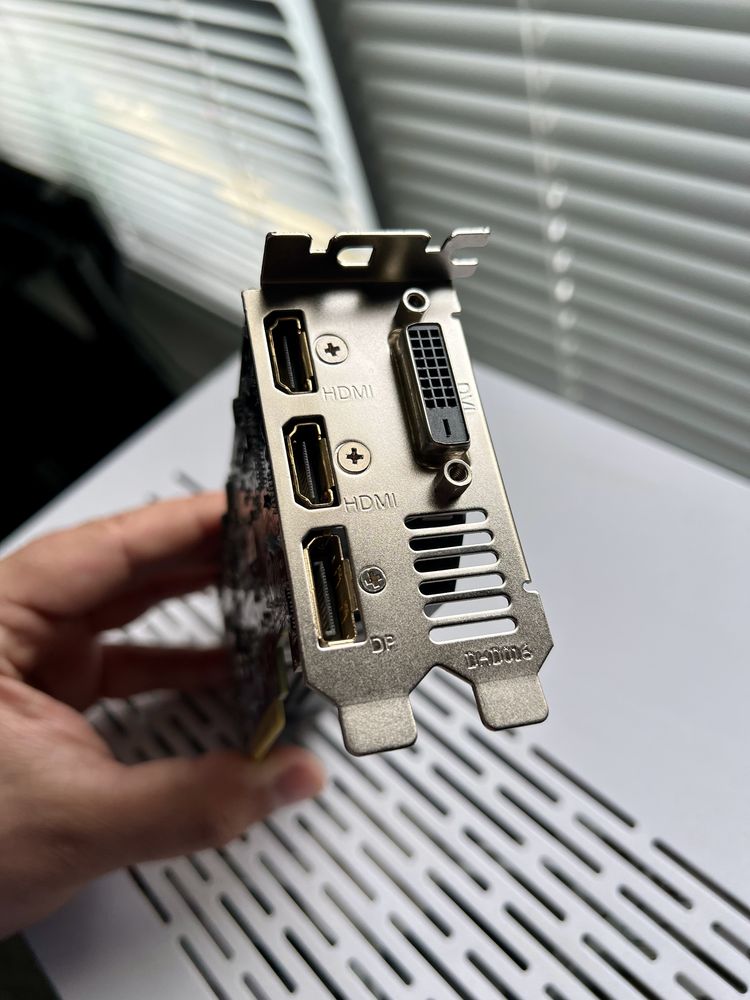 Видео карта Nvidia GTX 1050ti 4GB / Нископрофилна