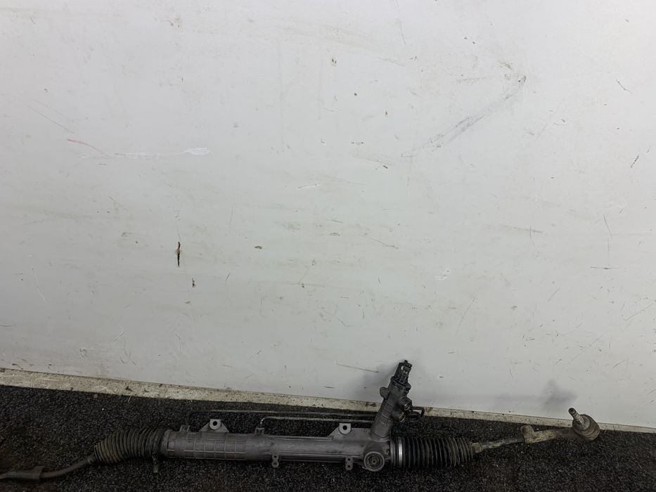 Dezmembrez Caseta de directie de pe BMW SERIA 1 E87 2004-2009