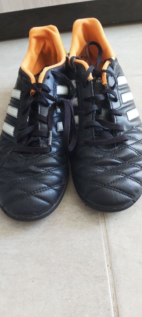 Маратонки adidas