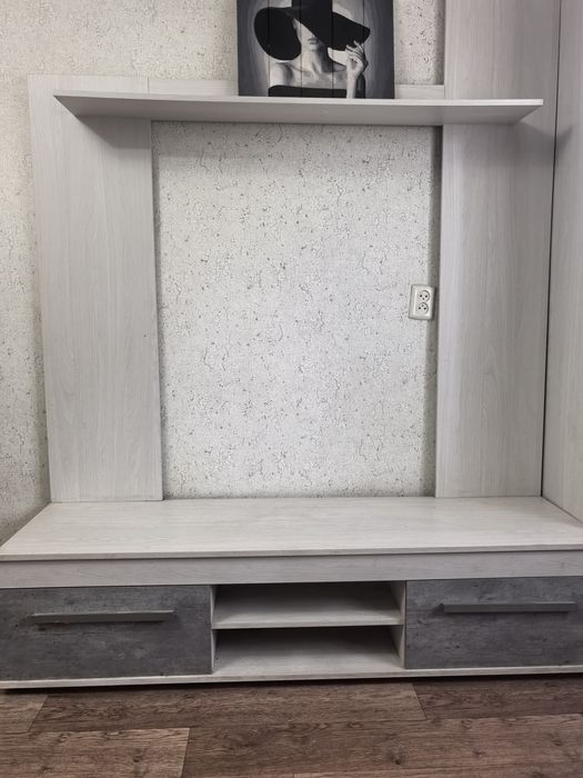 Продам  ТВ тумбу