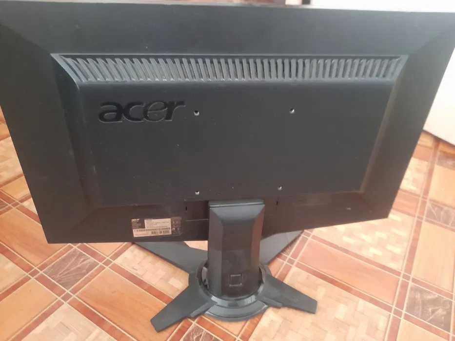 Продам 20" монитор 50.8 см Acer G205HVBB Подсветка полностью рабочая!