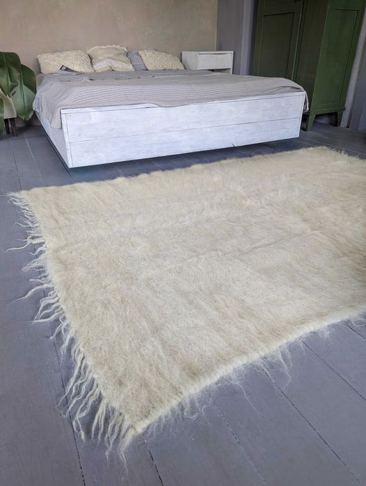 Ръчно тъкани килими.