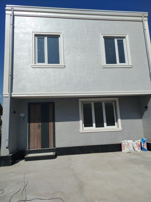 Ховли сотилади 2этажли