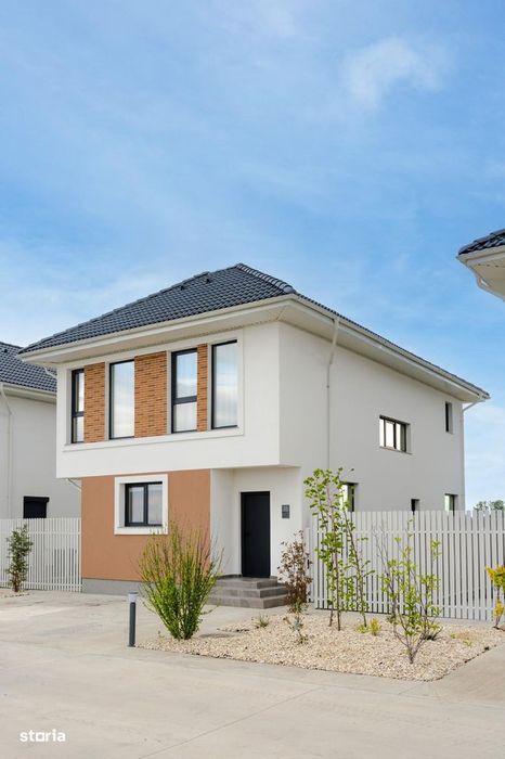 Vila etaj si pod depozitare. Complex privat cu parc si gradinita