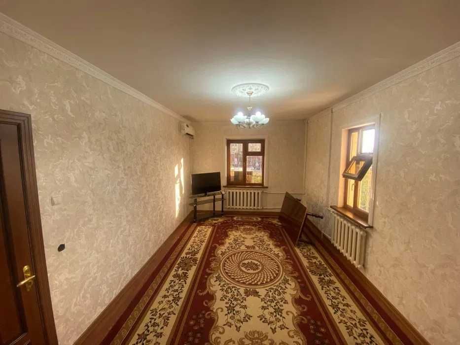 Караташ 2 хона 4-этаж, 60м2 квартира ШОШИЛИНЧ сотилади!Метро Дружба!!!