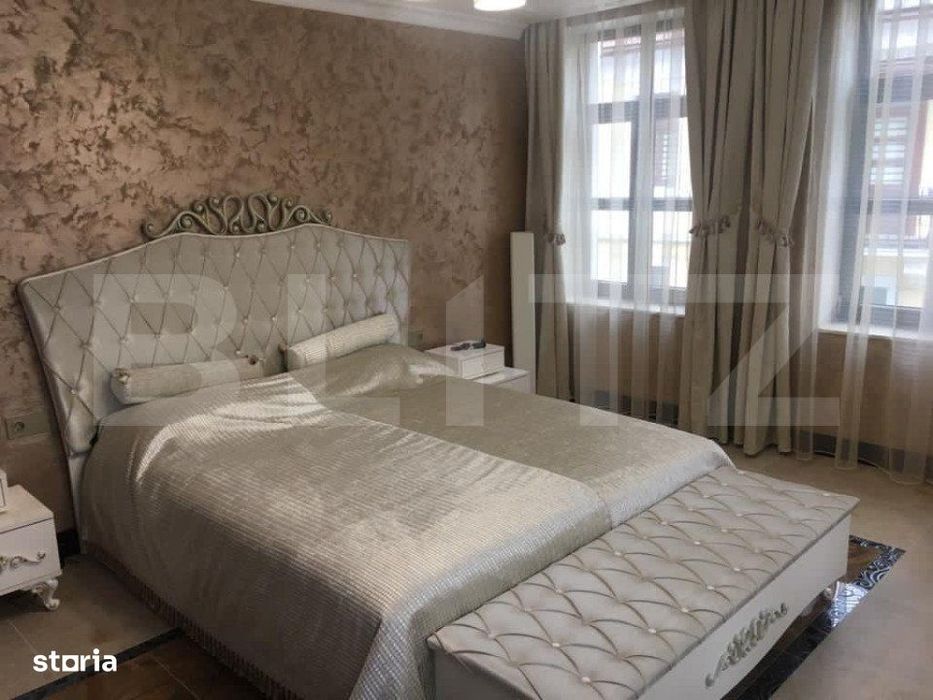 Apartament la casa de lux ,83 mp,decomandat,etaj 1, parcare, zona Ultr