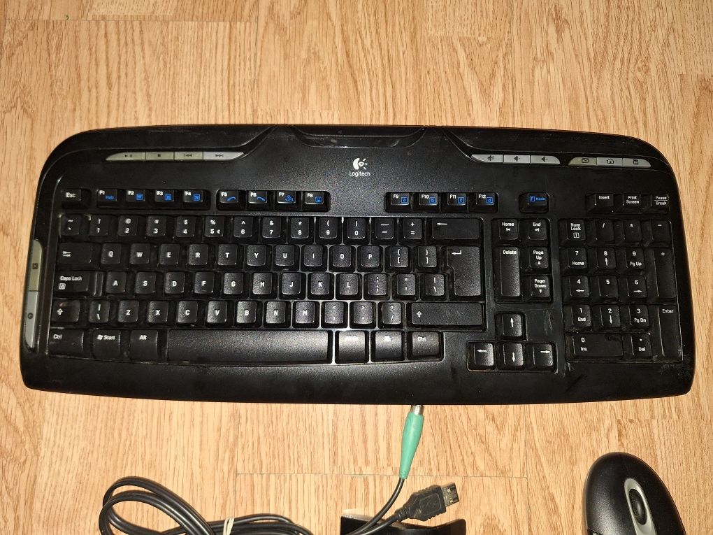 Kit tastatură + mouse Logitech