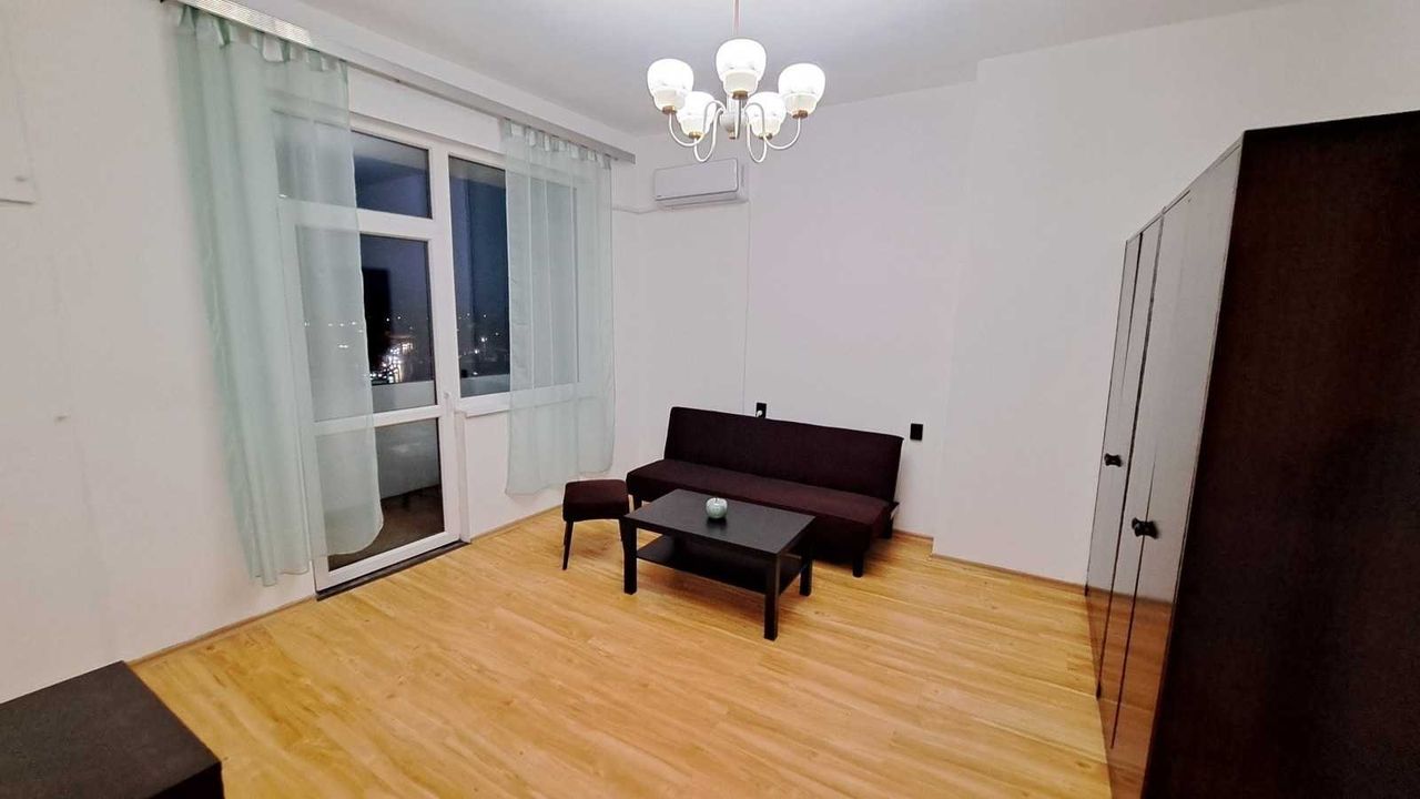 Дава се под наем Двустаен апартамент в София, Център - 60 кв.м за 450 € - Снимка #2
