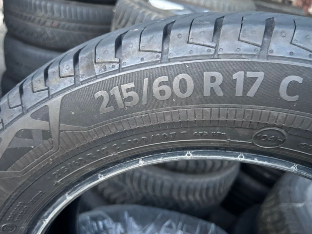 Чисто нови бусови гуми 215/60/17!