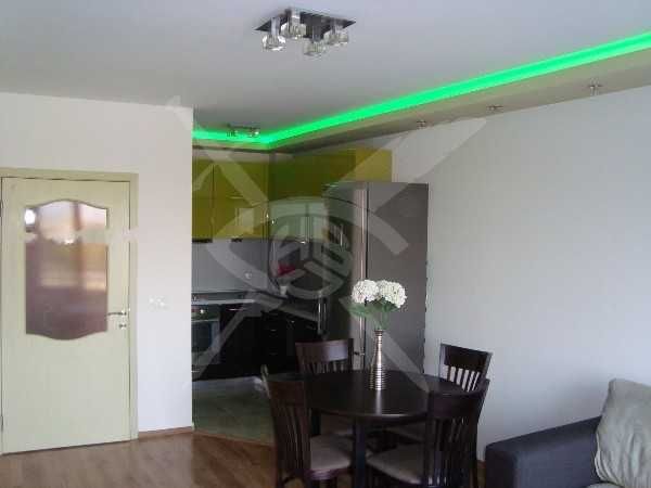 Тристаен апартамент под наем в Съдийски 1824621