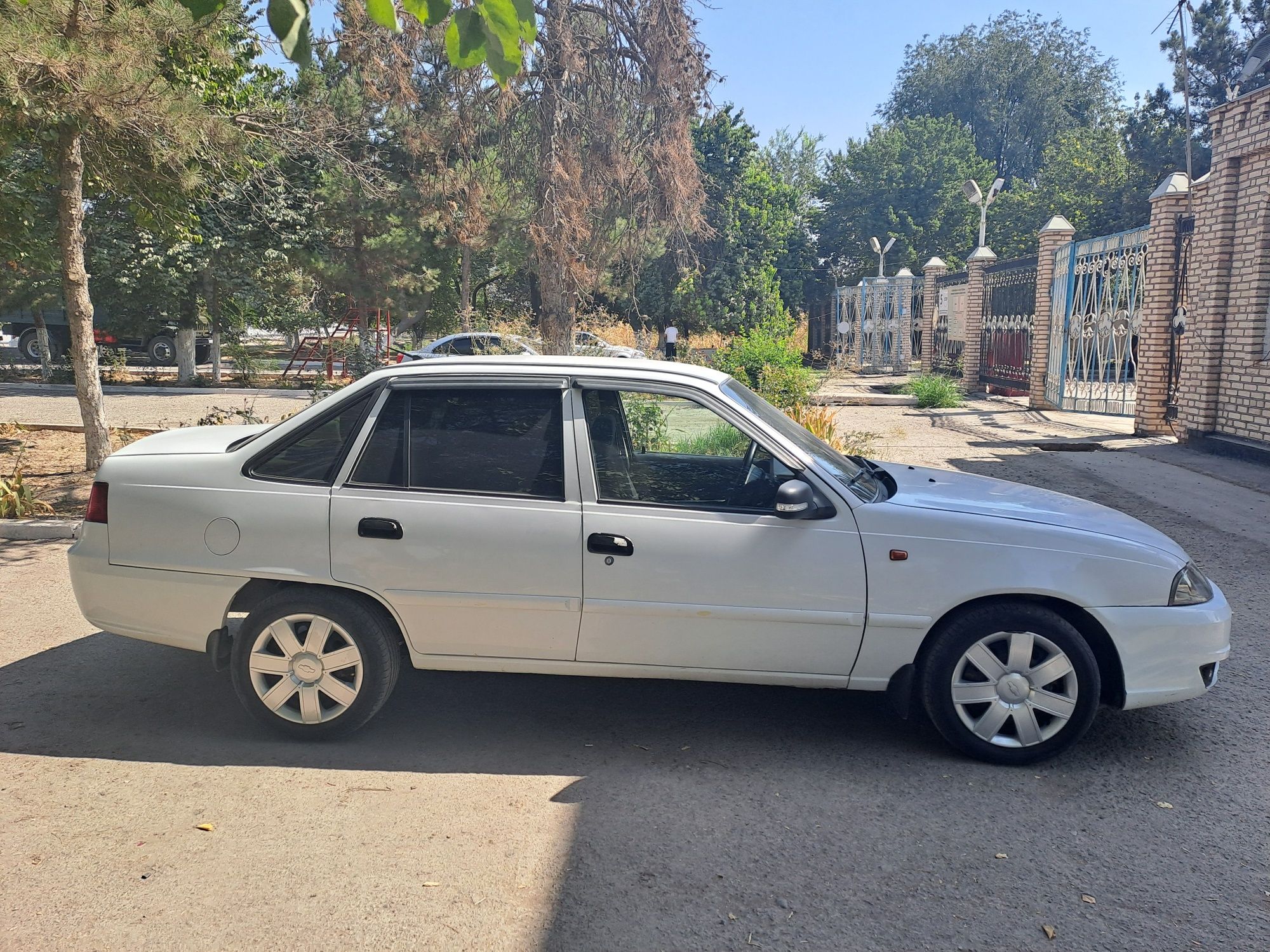 Nexia 2 2010 yil conc gib