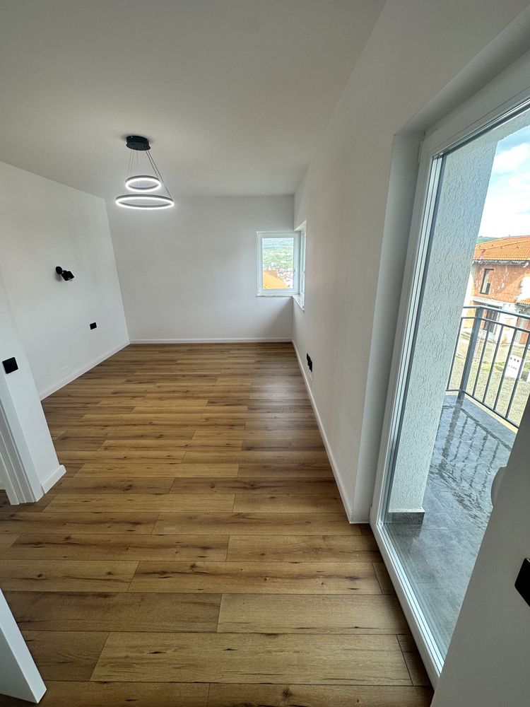 Vand casa in Chinteni | stadiu finisat | garaj | trifazic |
