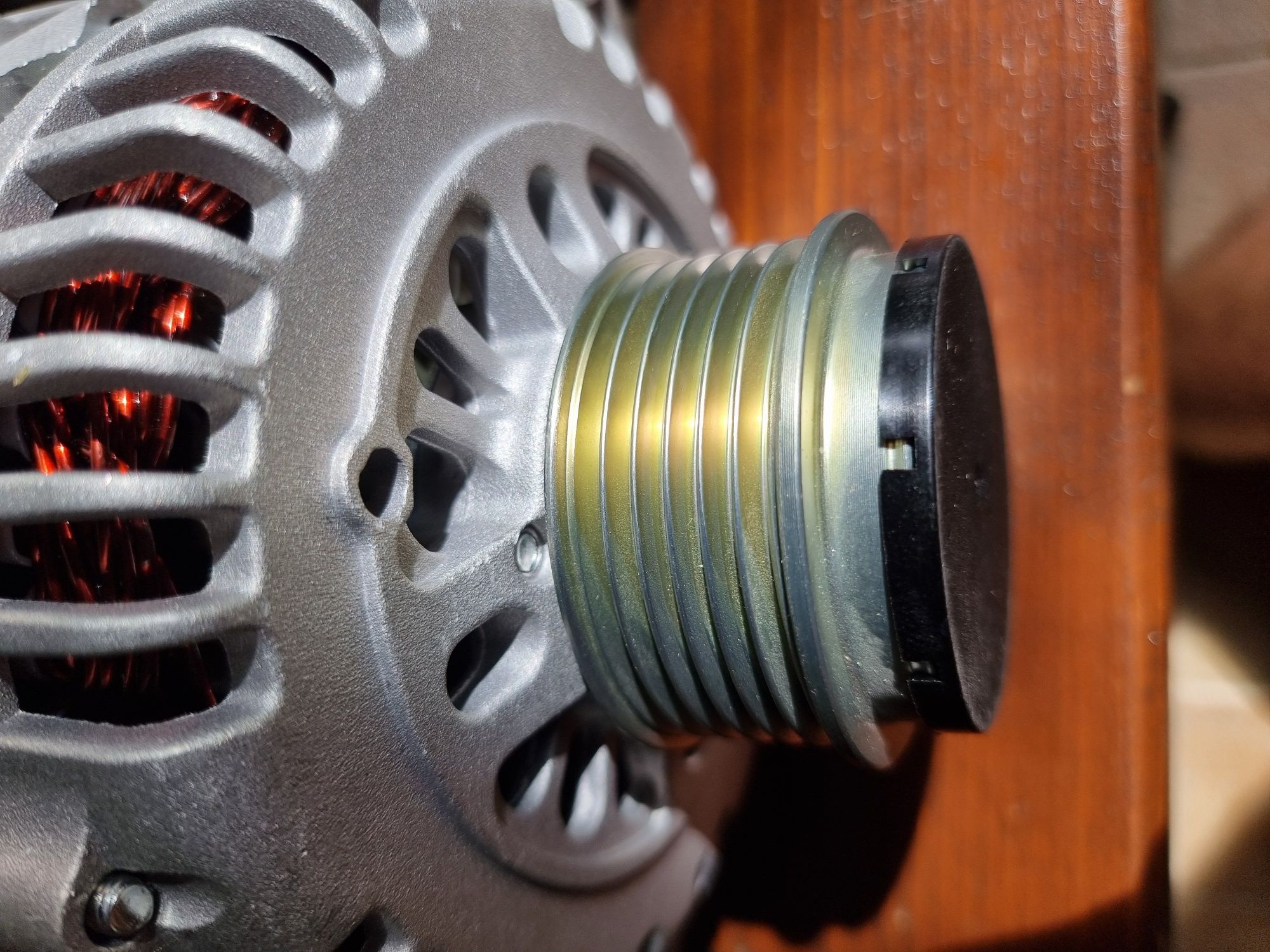Alternator NOU cu pompa vacuum Opel Astra H 1.7 CDTI Z17DTL Z17DTH