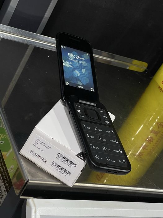 Nokia 2660 flip umuman iwlatilmagan pochka yengi turubdi