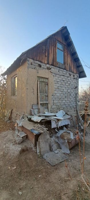 Дача Навбахор 6 соток Дом 1 комната Паркент Янгибазар Джумабазар