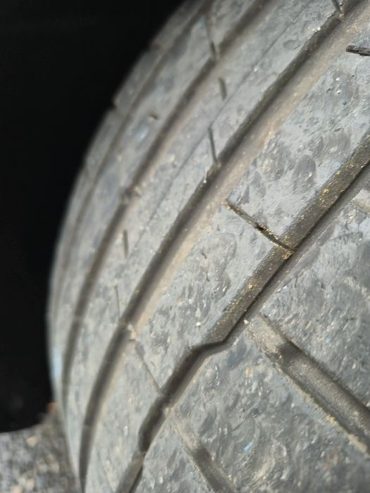 235x45x18 98y Hankook vara