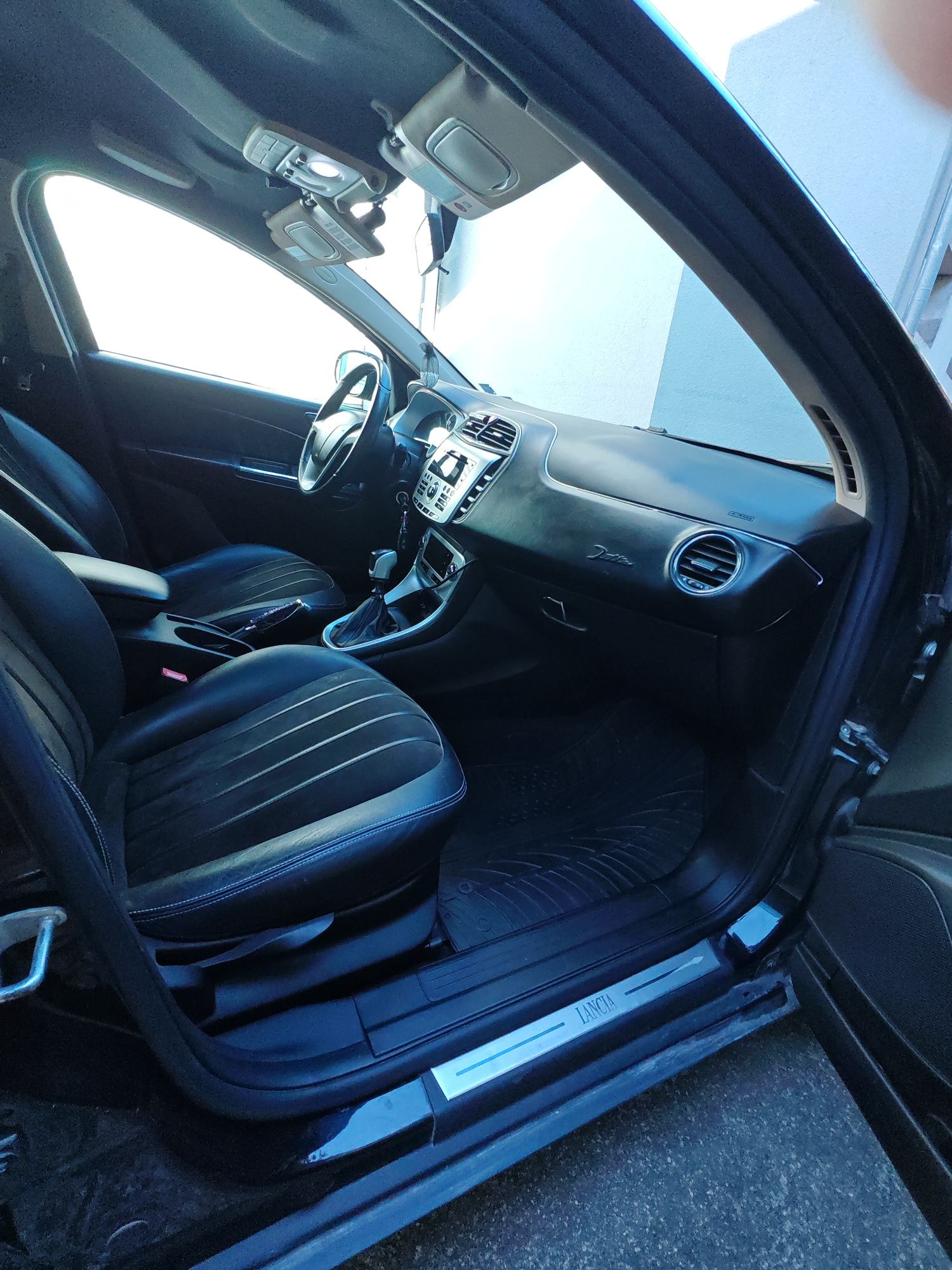 Продавам Lancia Delta III, 2009г., 1.4, 120к.с. Ланчия