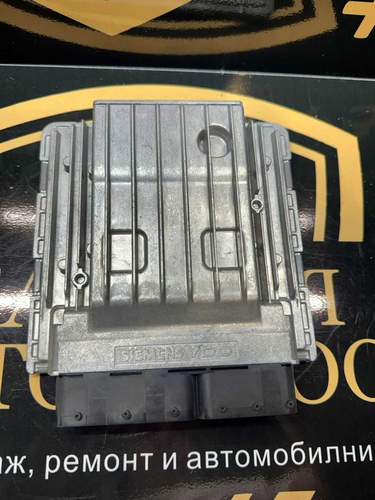 Блок ECU / Управляващ блок на двигателя BMW 7586940