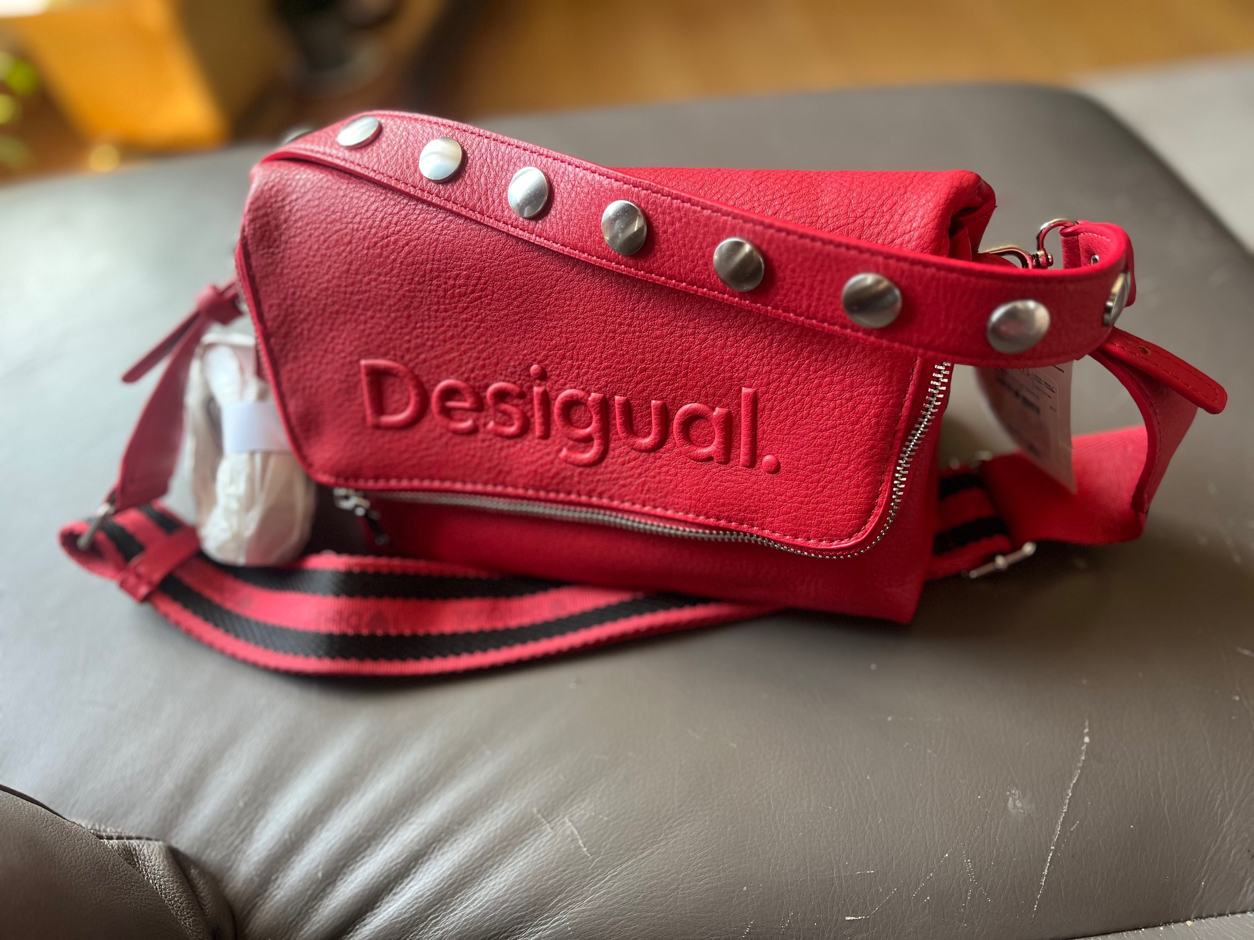 Desigual модерна червена чанта