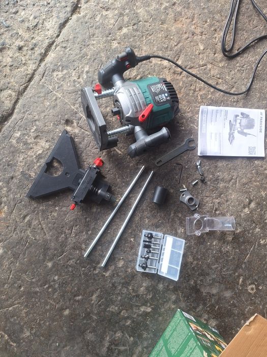 Freză superioara prakside POF 1200 E4