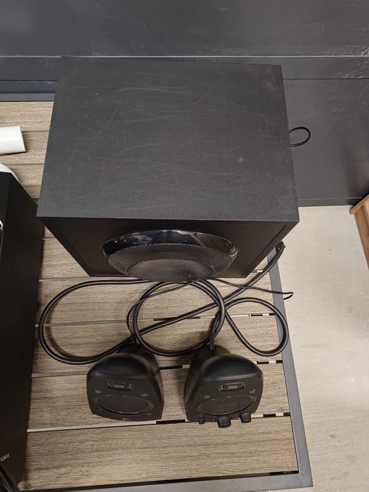 Logitech Z623 2.1 Аудио Система