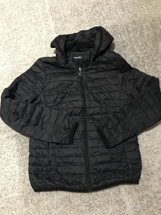 Дамско яке размер М и S