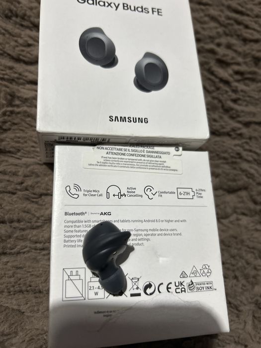 Casti Samsung Galaxy Buds FE