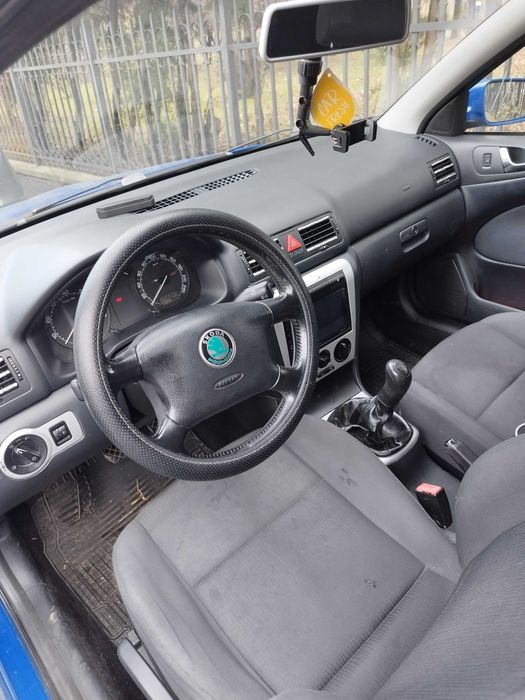 Vând Skoda Octavia 1