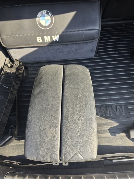 Подлокотник на BMW e71 x6
