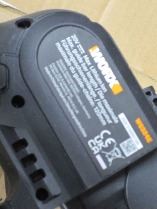 Mini Fierastrau Worx WG324E Compact Chainsaw Fara Fir 20V Negru