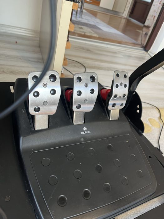 Volan gaming logitech g27 simulator