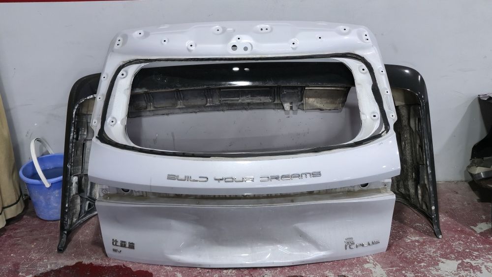 Byd yuan plus bagaji sotiladi