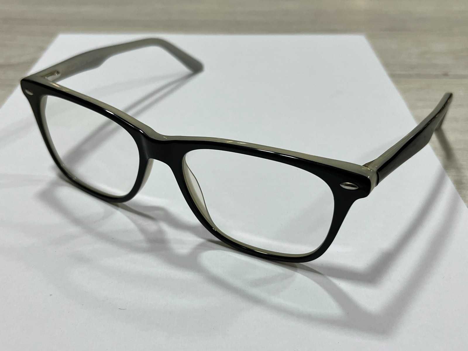 Продавам диоптрични очила Sandro Carsetti