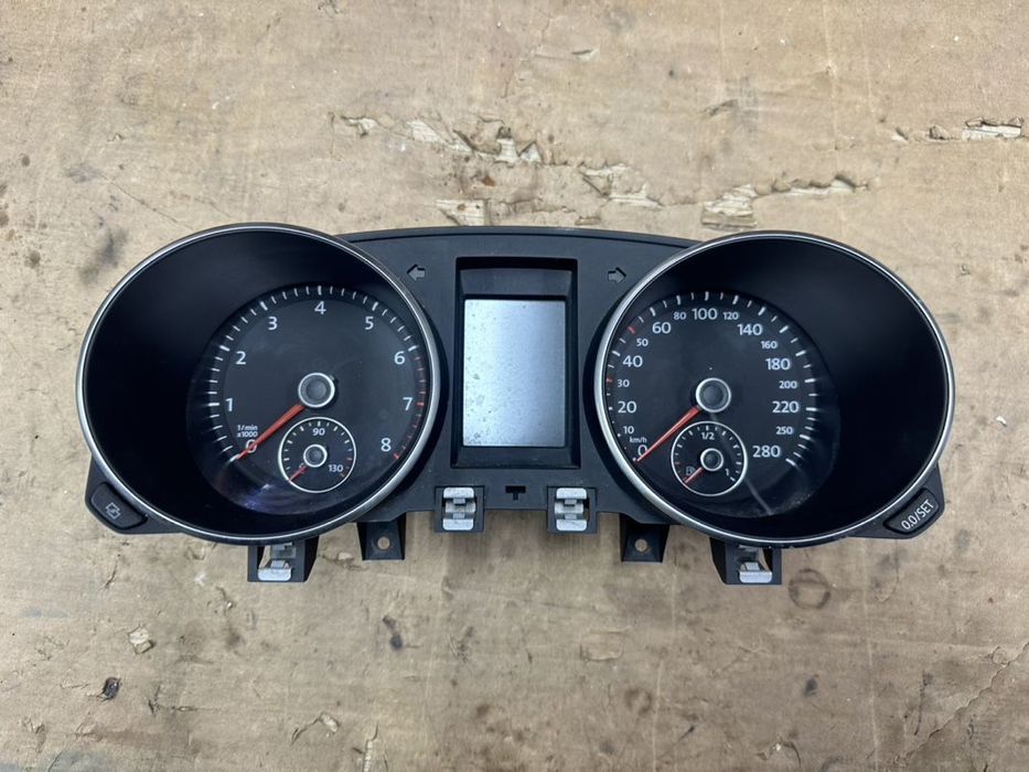 Kilometraj, ceasuri bord VW GOLF 6 GTI benzina cu 280km/h an 2008-2012 cod 5K6920870B
