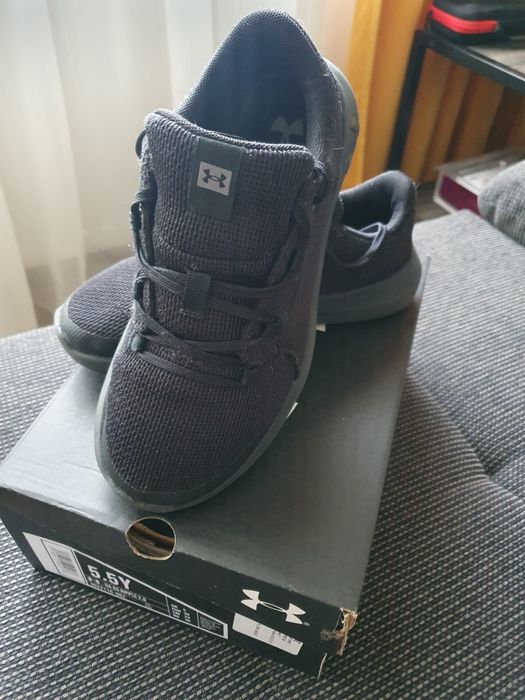 Adidasi copii Under Armour