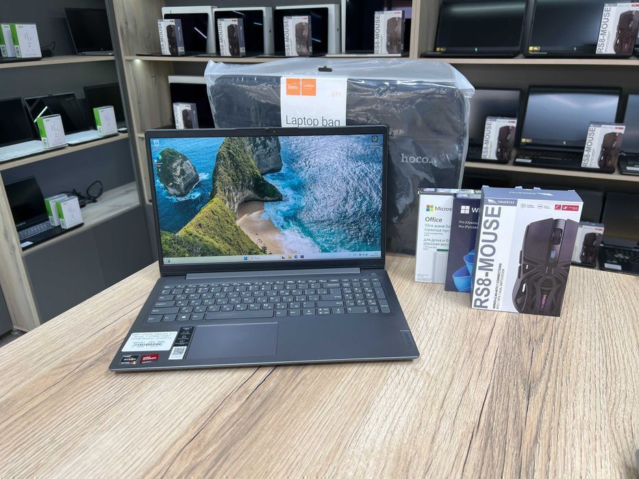 Lenovo IdeaPad 3i 15 • Ryzen 5 5625U • 16GB RAM • 512GB - N23