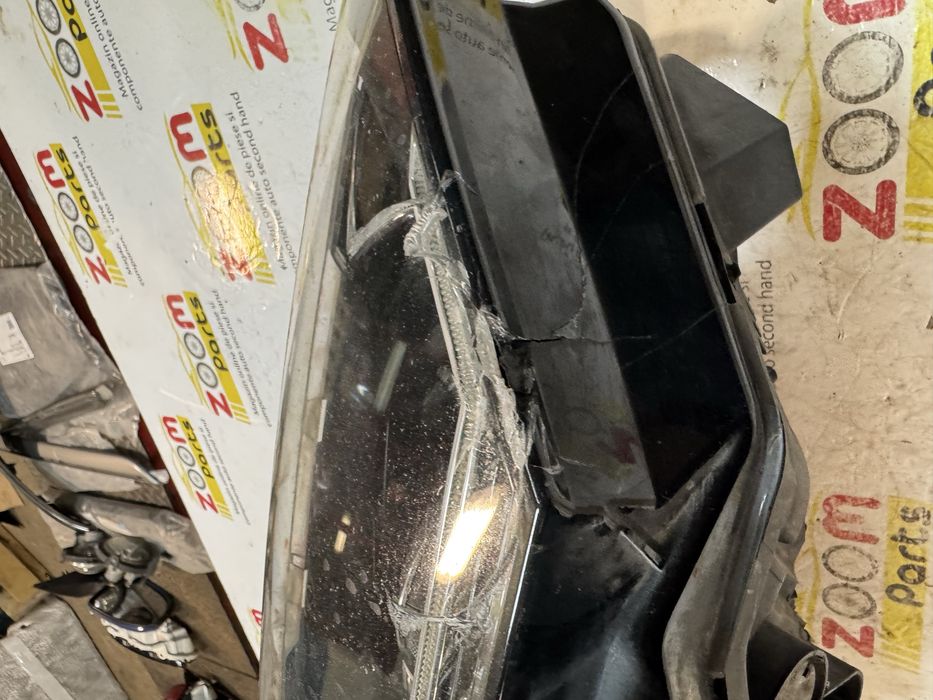 Far dreapta full LED matrix adaptive VW Passat B8 2016-2020