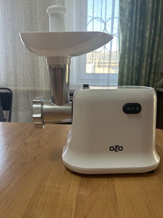 Продам электромясорубку