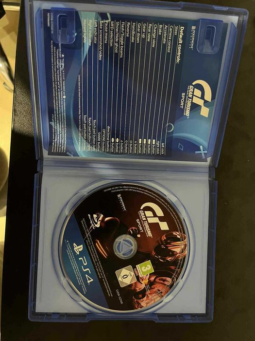 PlayStation 4 Slim 500GB с игри