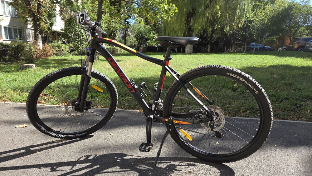 Mountain bike ca nou, aluminiu, furca rockshox, frână disc