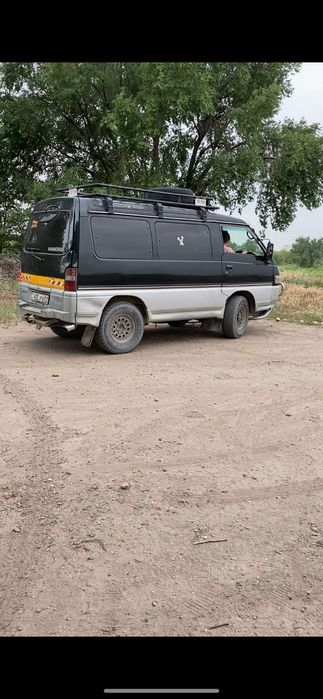 Продам машину Mitsubishi Delicate 1995