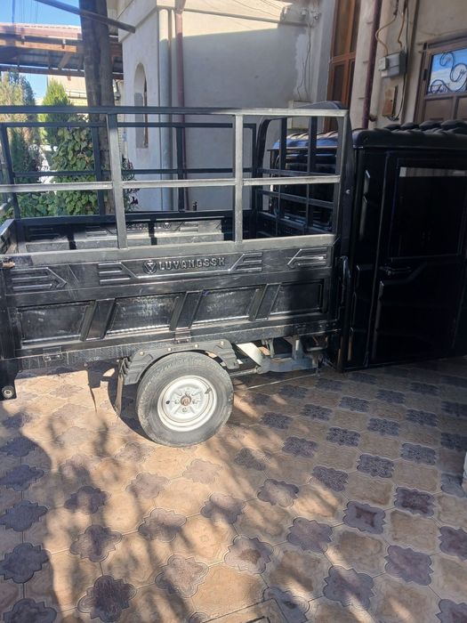 Сотилади холати яхши аккумулятори йук тел номер +99