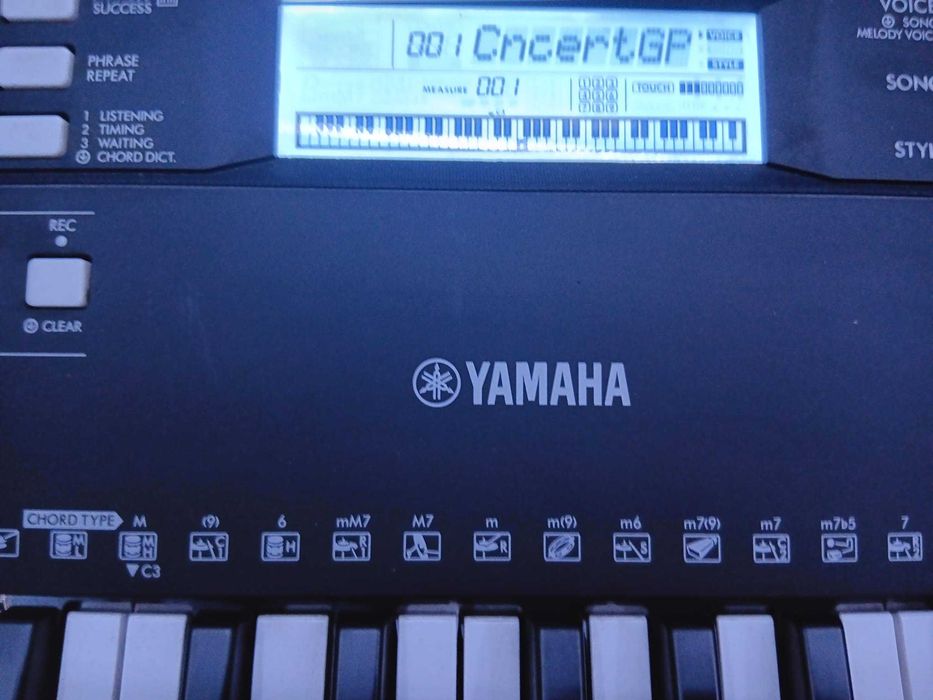 Orga YAMAHA psr 310