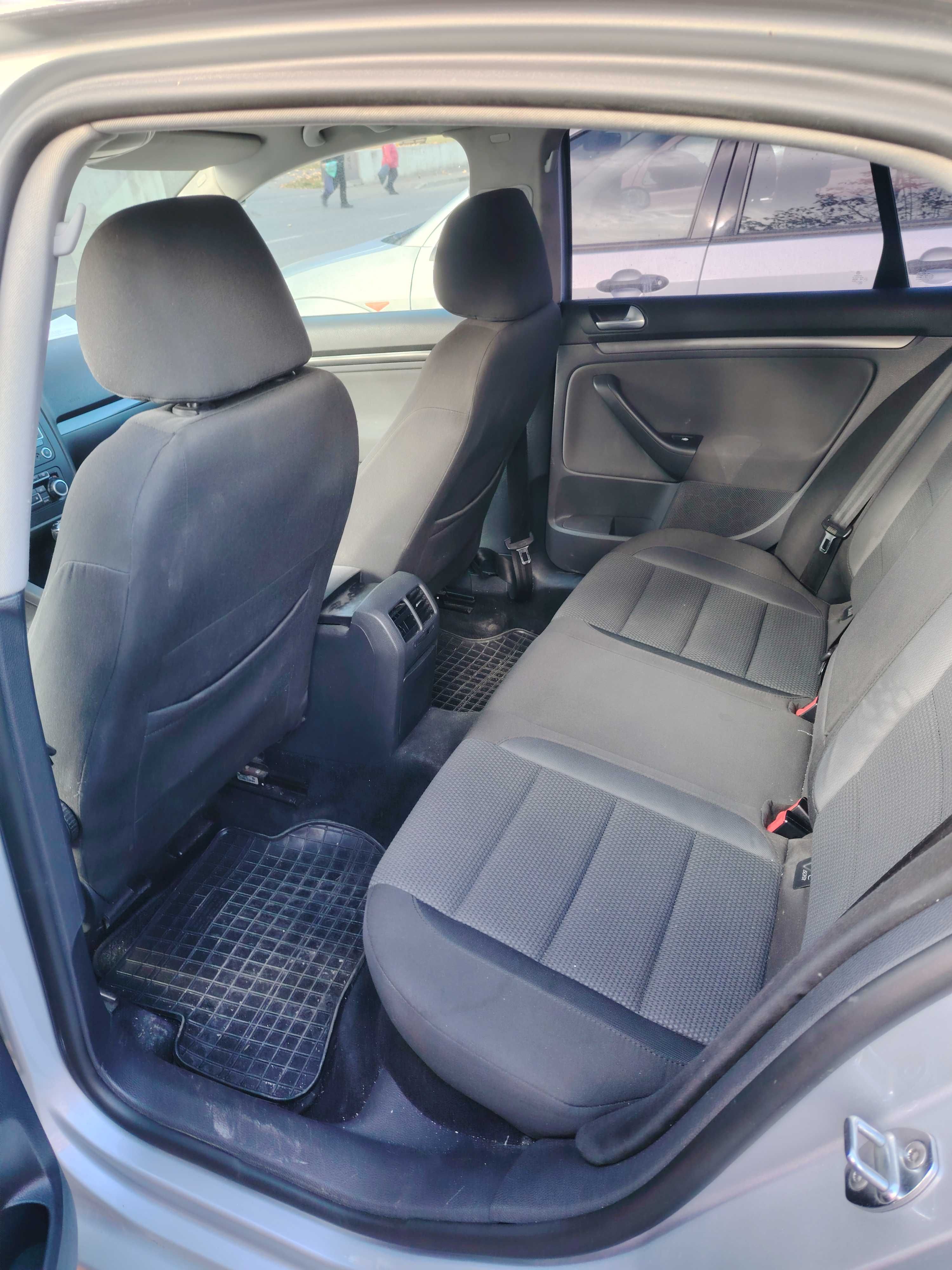 vw Jetta vând sau schimb