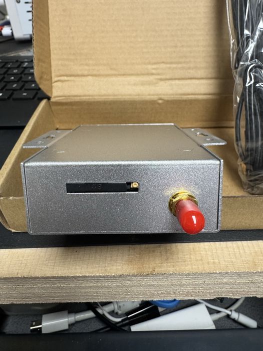 Releu GSM RTU5024, pentru acces cu apelare telefonica