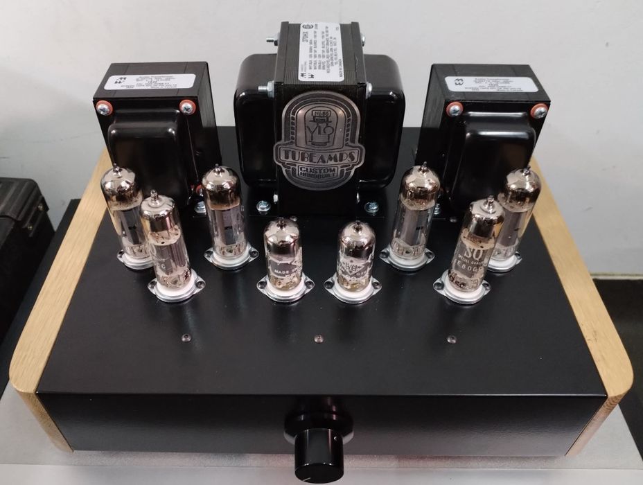 Amplificator cu tuburi