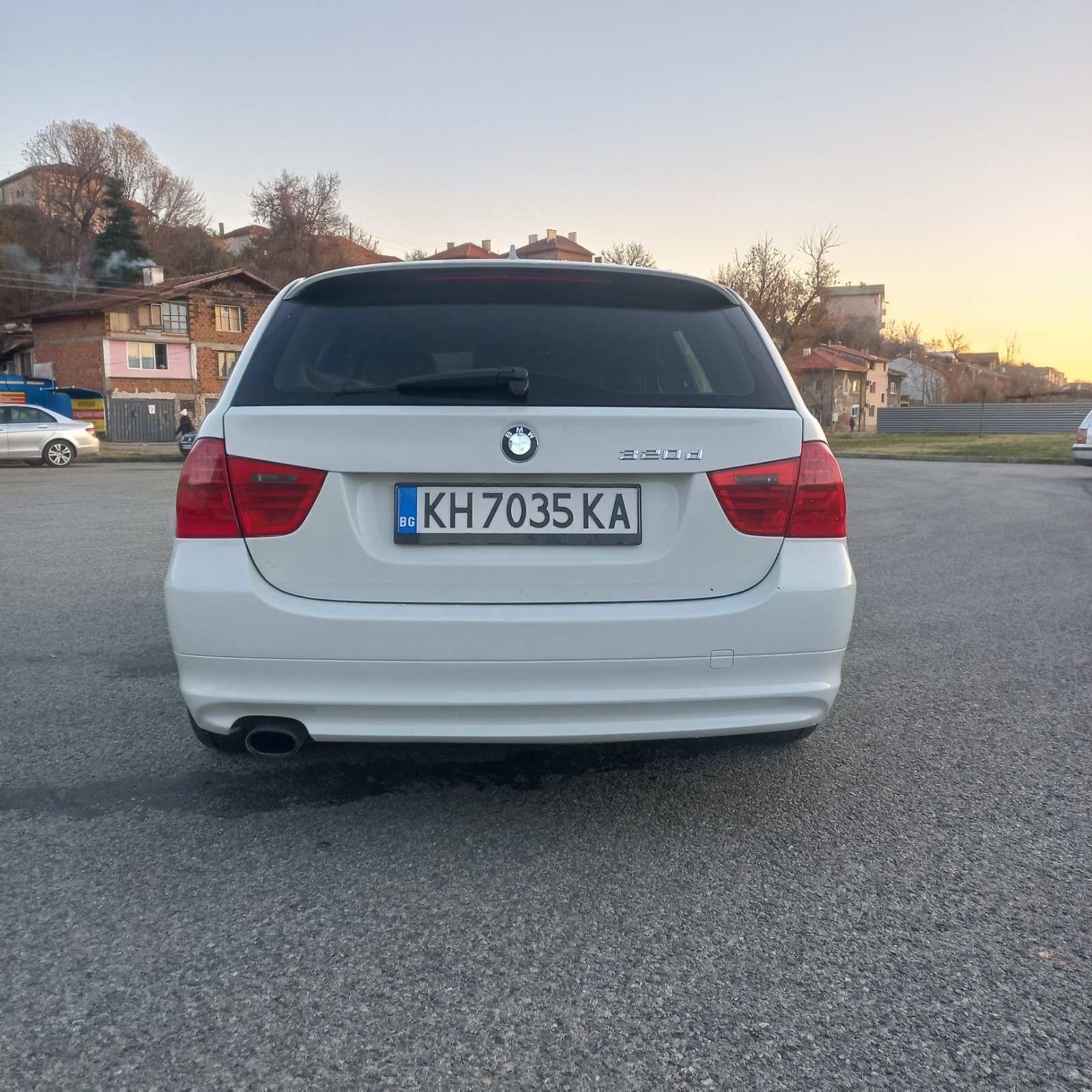 BMW 320 Всичко платено